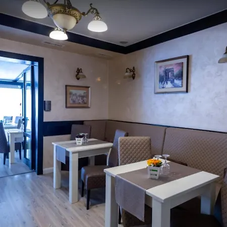 Pensiune Turistica Tosca Guest house 3*